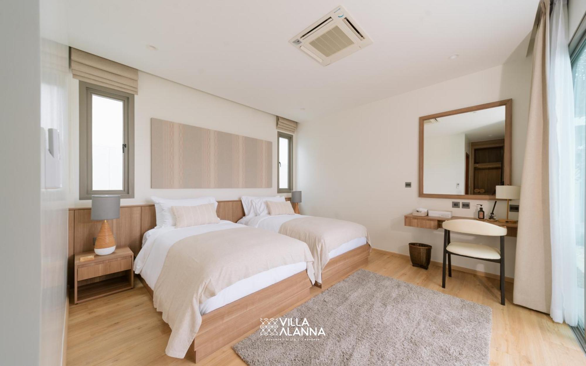 Villa Alanna Phuket Банг Тао Бийч Екстериор снимка