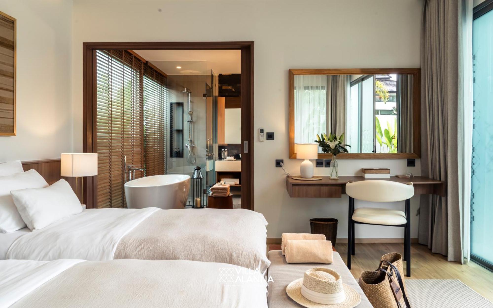 Villa Alanna Phuket Банг Тао Бийч Екстериор снимка